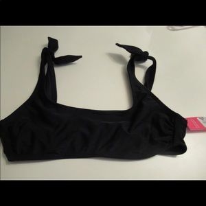 Xhilaration black top